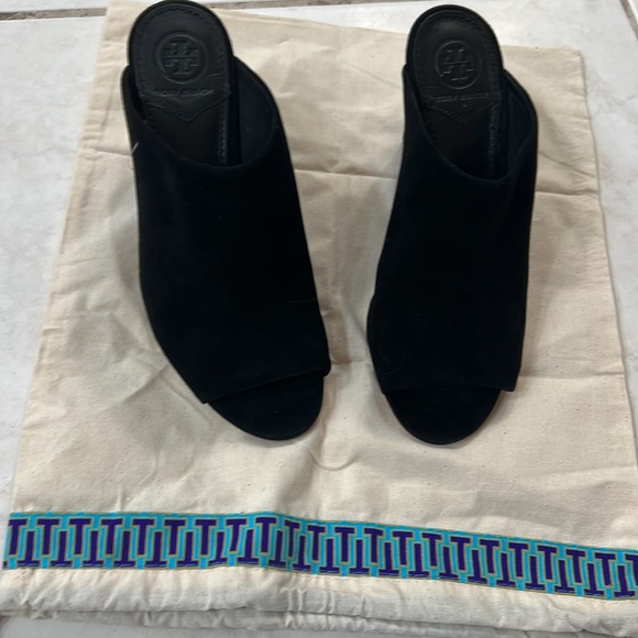 Tory Burch black Embroidered suede open toe booties sz 6 - Picture 7 of 8